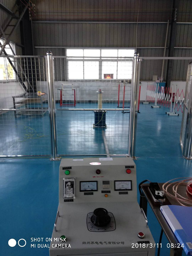 輕型工頻交直流（串）試驗(yàn)變壓器