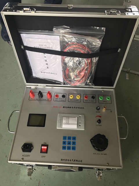 195微機(jī)繼電保護(hù)測(cè)試儀 - 副本.jpg